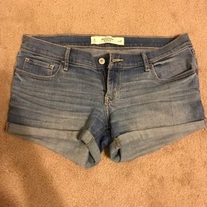 SOLD☀️Abercrombie&Fitch Denim Shorts